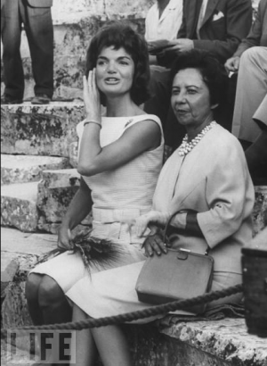 jackie bouvier kennedy onassis sitting.png